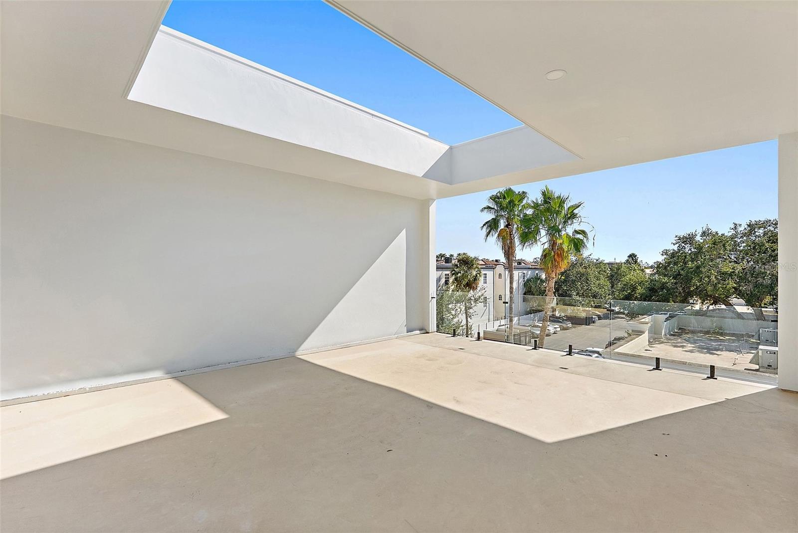 3rd floor rear Terrace