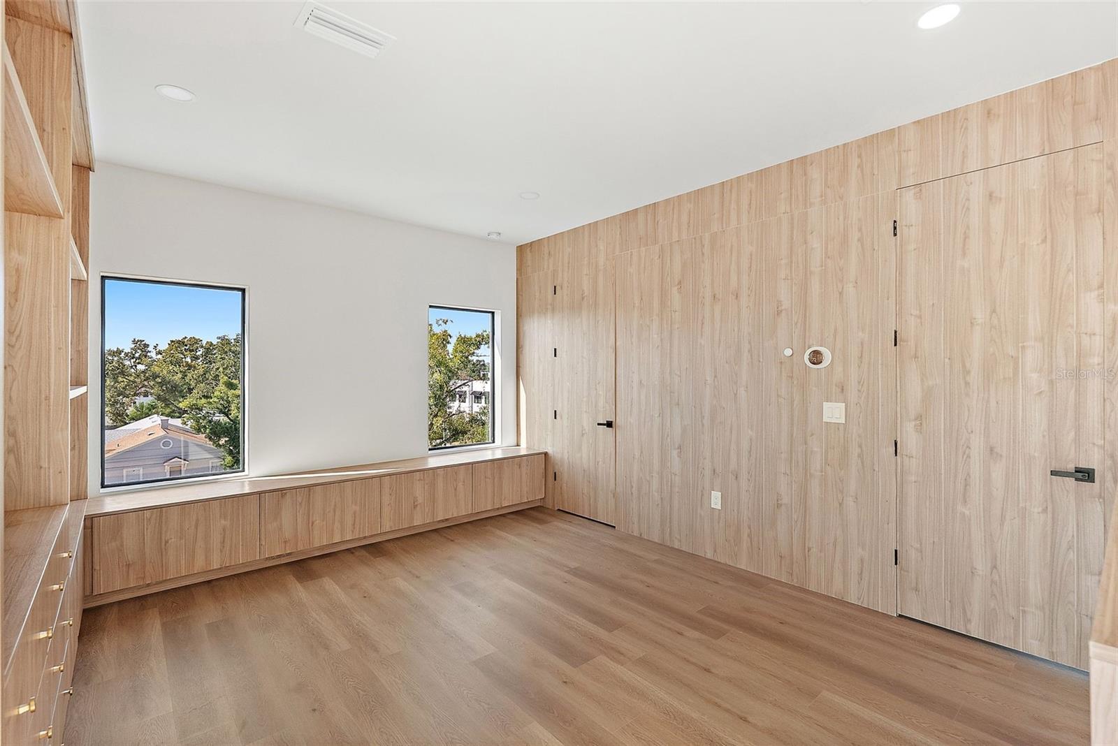 Flex room on 3rd floor