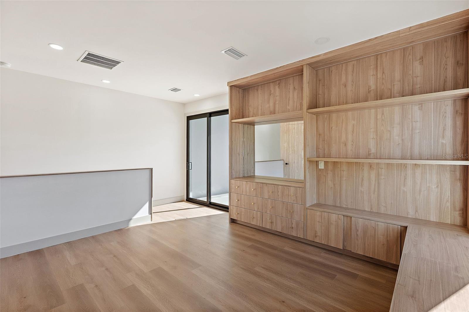 Flex room on 3rd floor