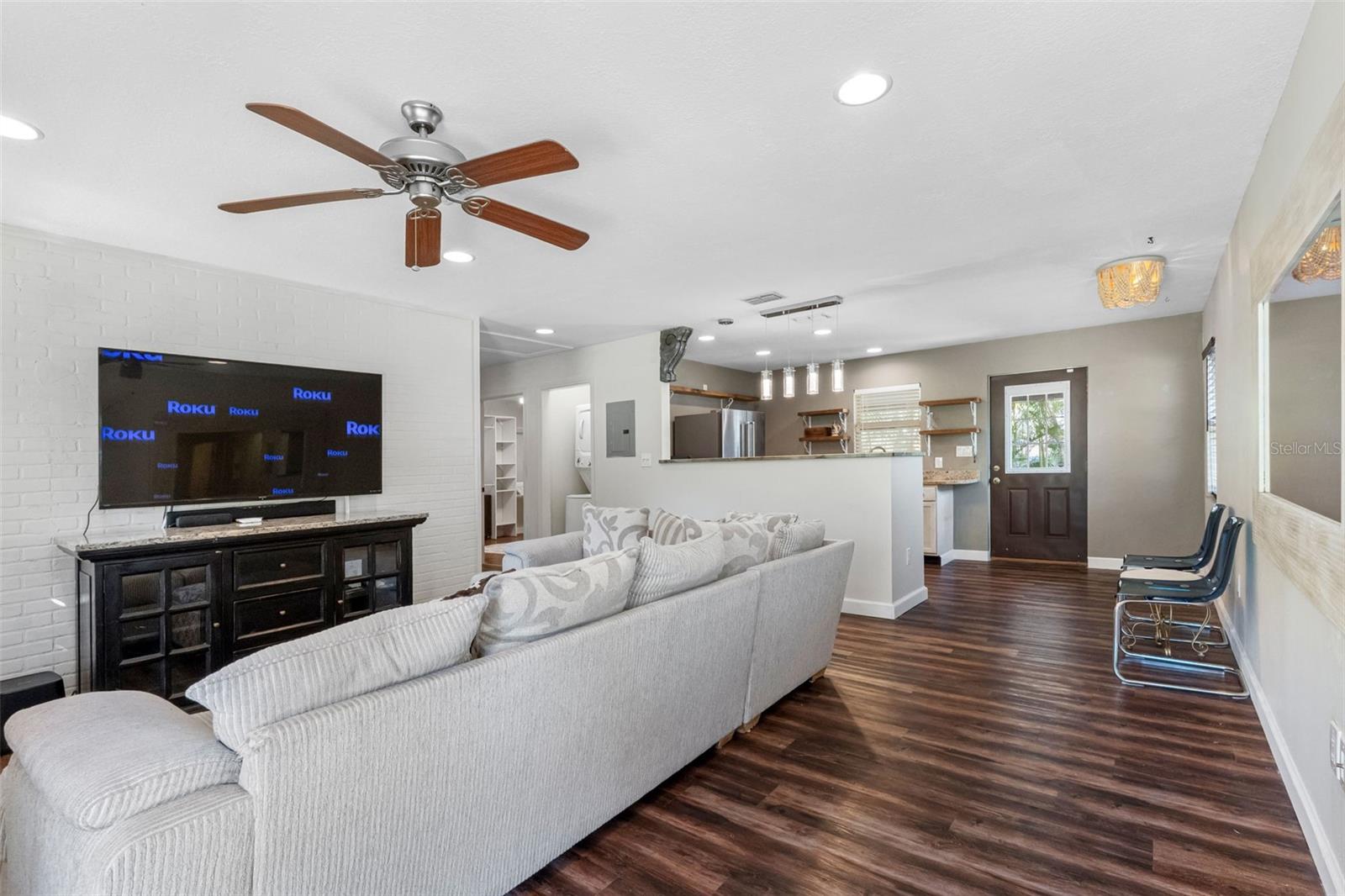 Guest home living room