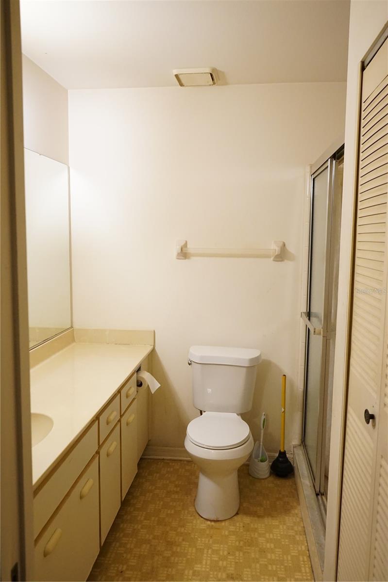 primary bath with walk in shower