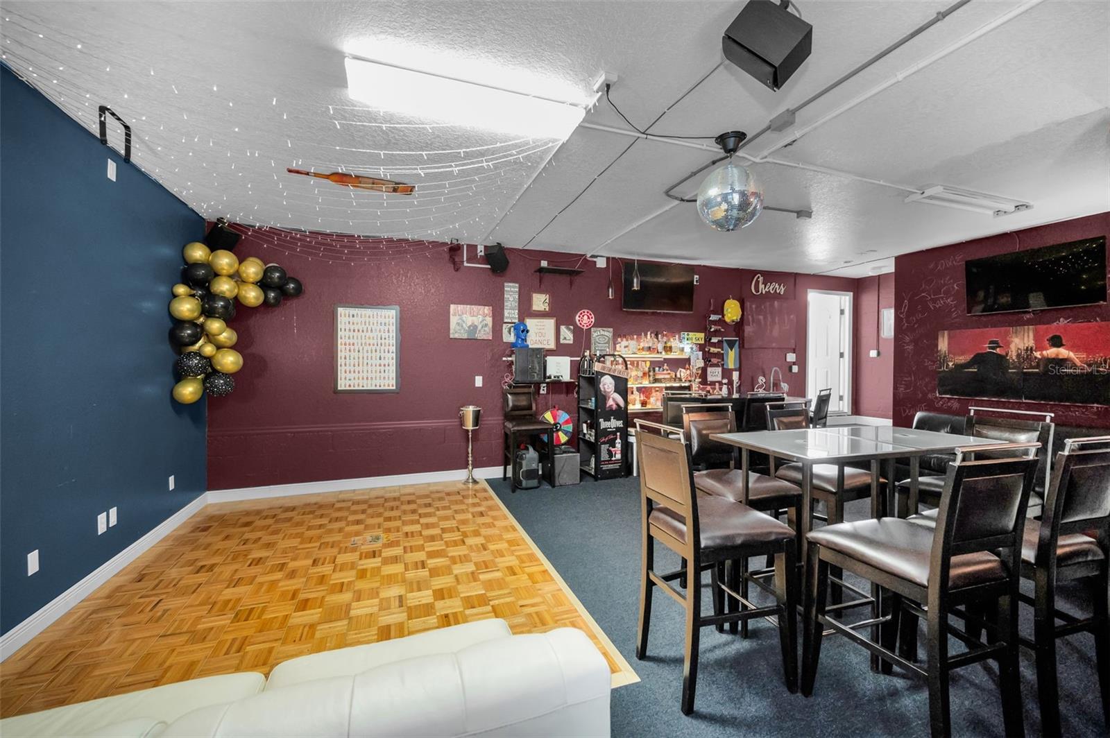 Garage can easily be converted back