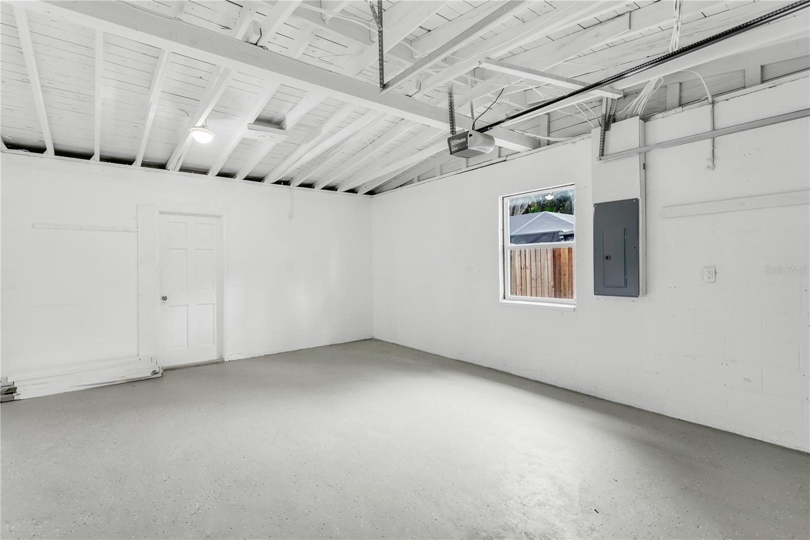 Oversized one car garage!