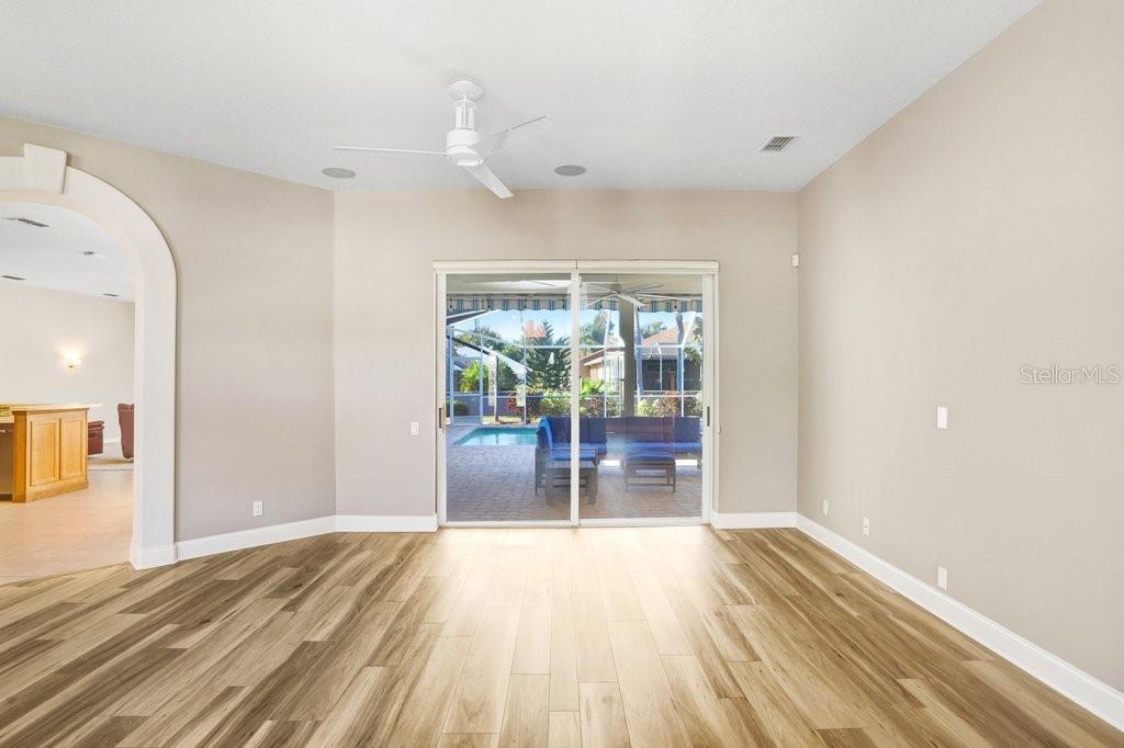 Entryway Open to Formal Areas