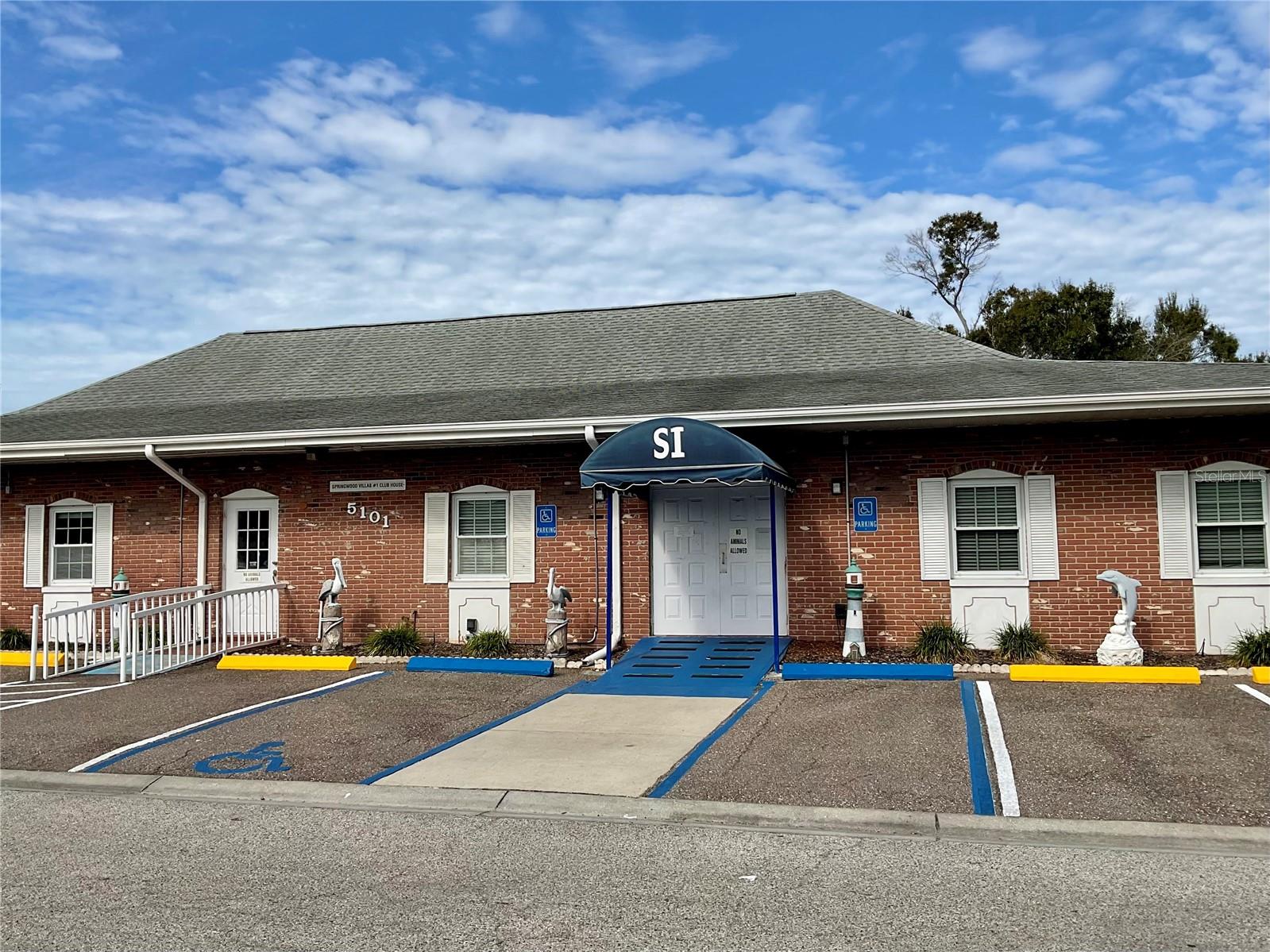 24-Springwood 1 Clubhouse