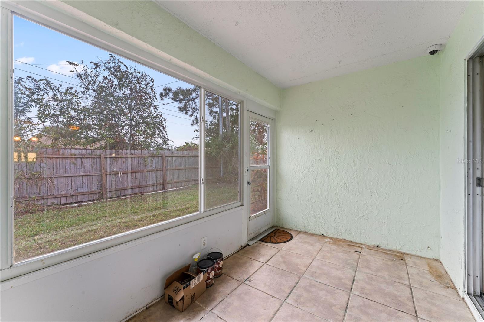 Enclosed Porch with A/C vent