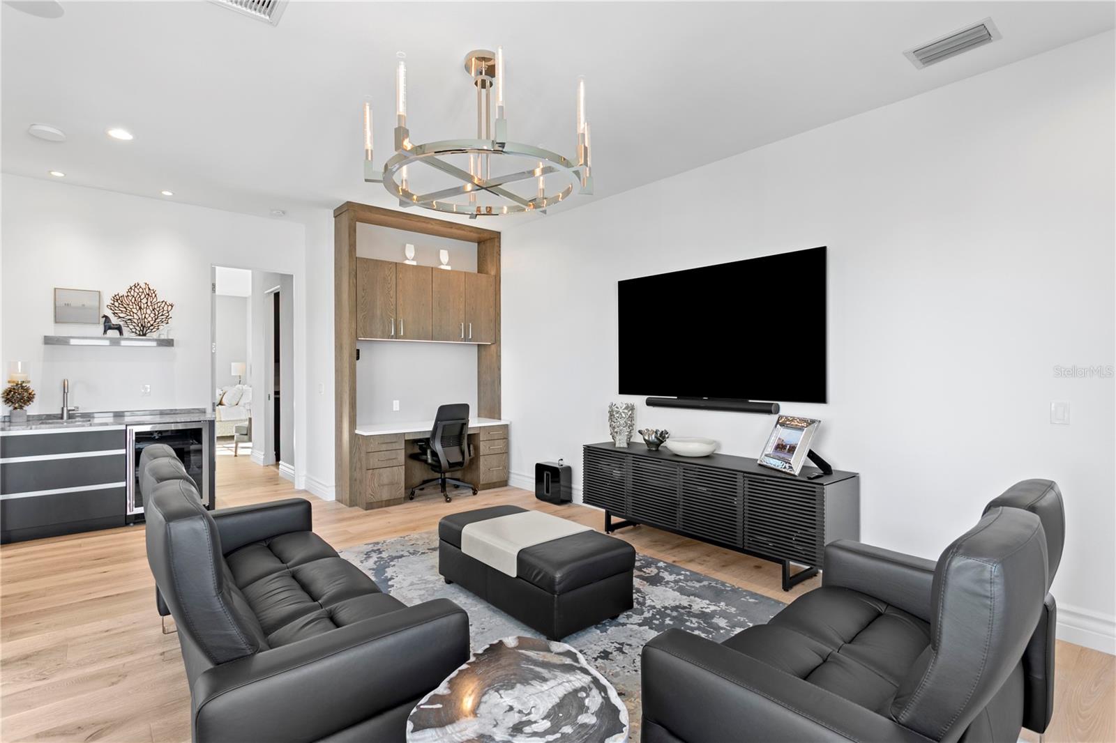 2nd Floor Living Room