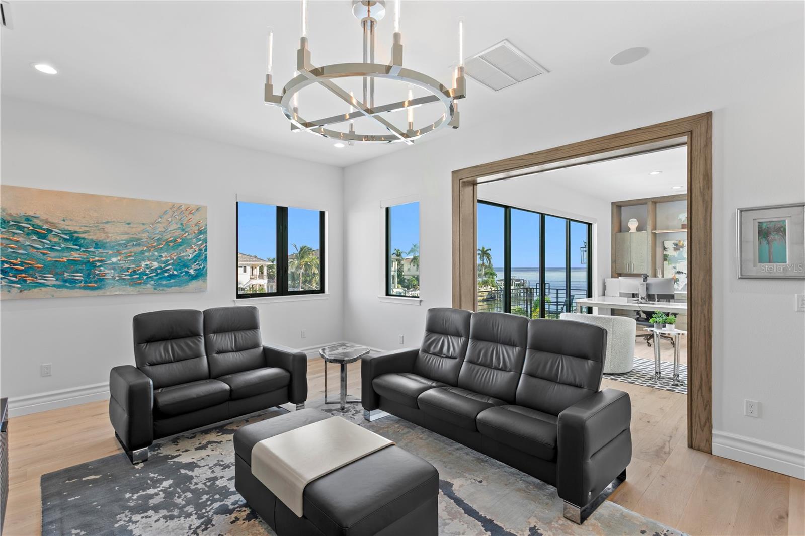 2nd Floor Living Room