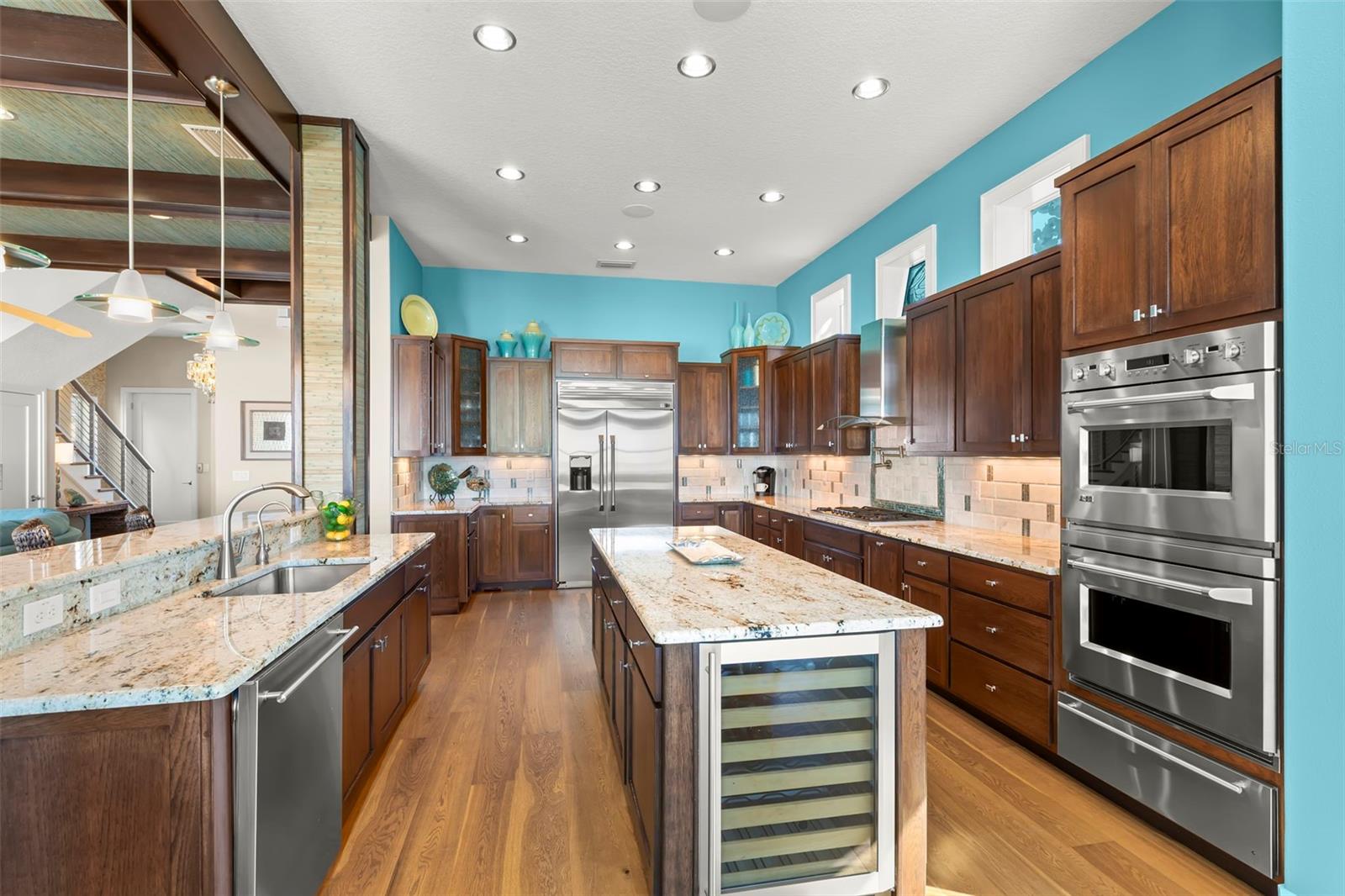 Entertaining is a breeze!  Whip up your favorite family recipes in this dreamy kitchen - or order in for a lazy sunset soiree!