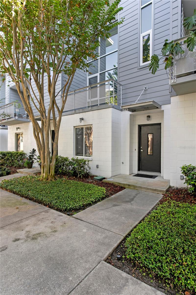 Courtyard leading up to 335 4th Ave S