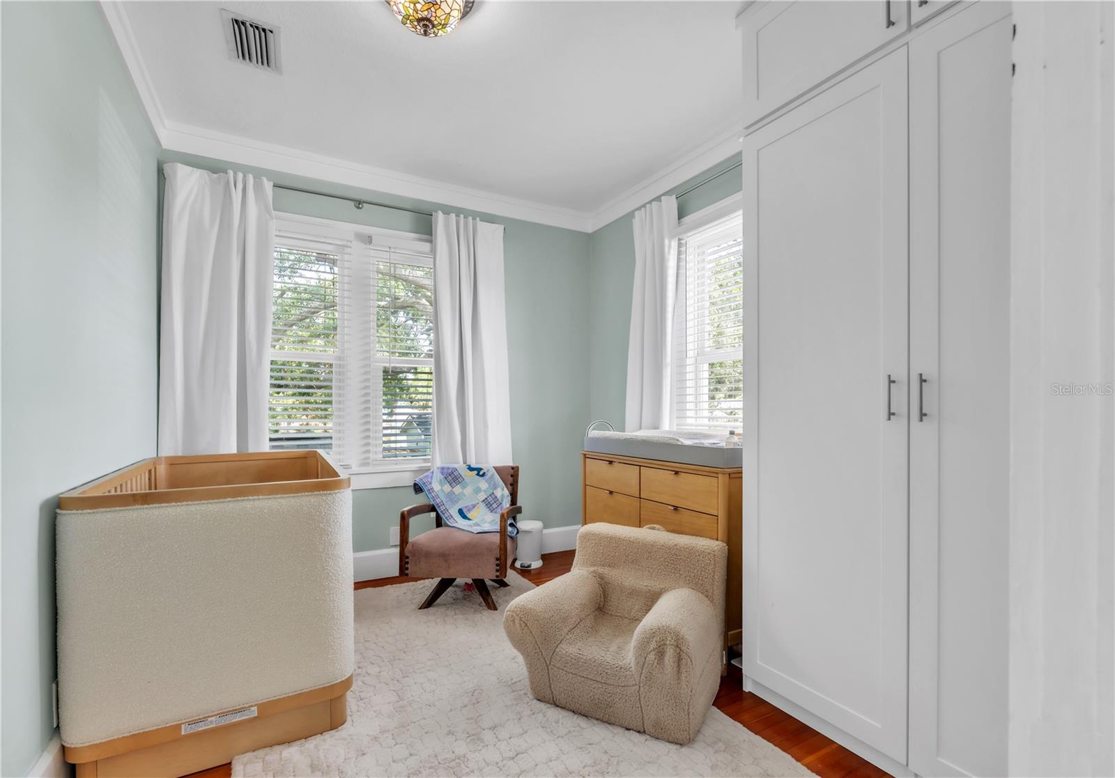 2nd bedroom upstairs