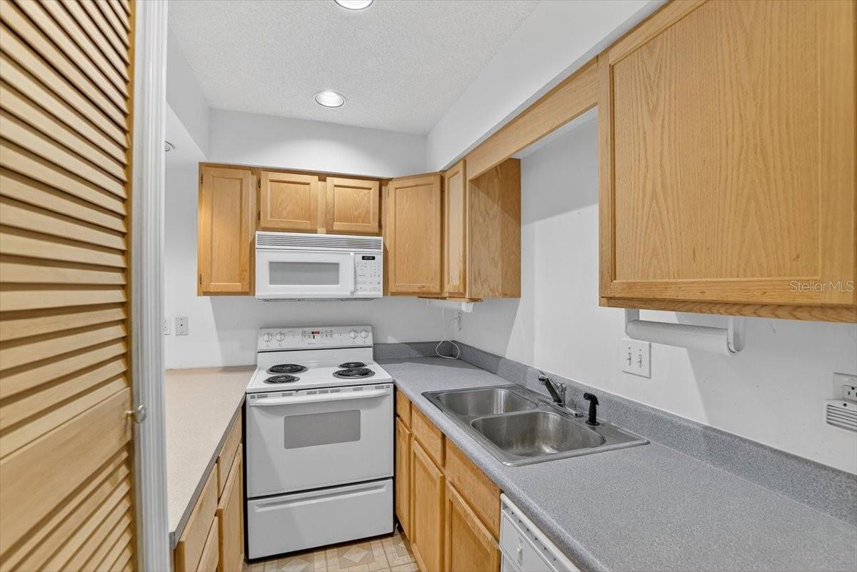 in-law suite/home office