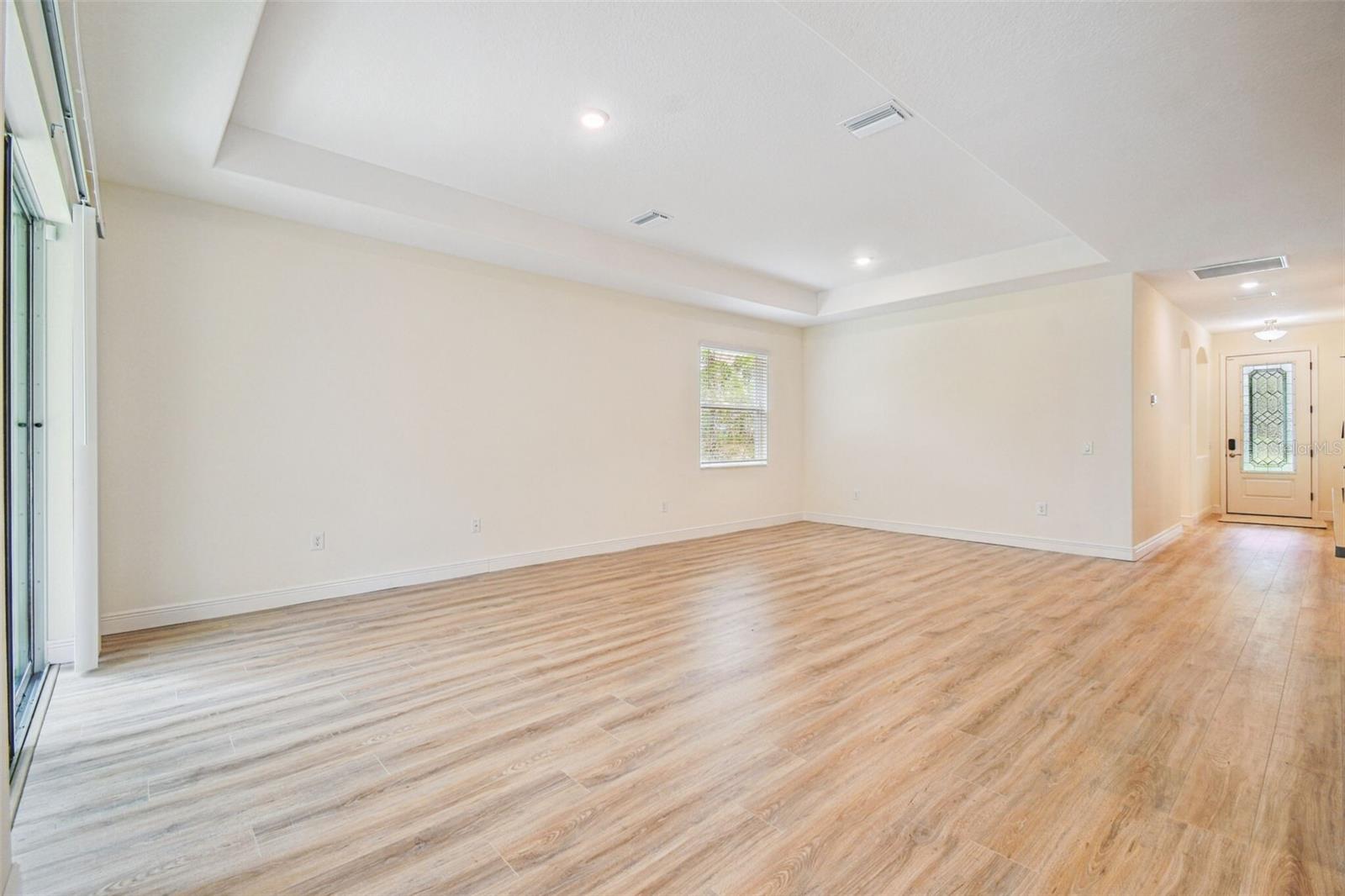 Model Home - Does not represent actual To Be Built Home