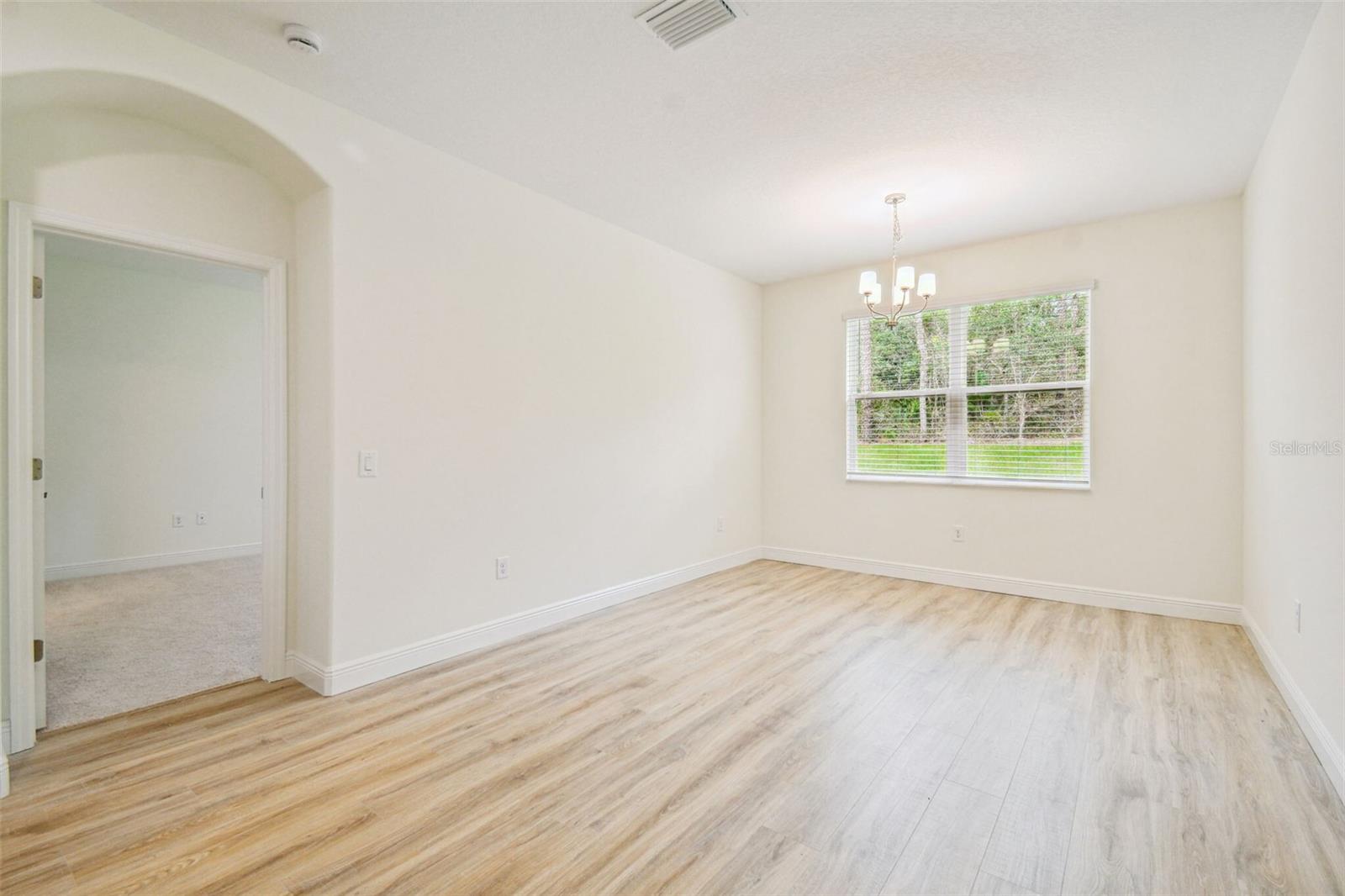 Model Home - Does not represent actual To Be Built Home