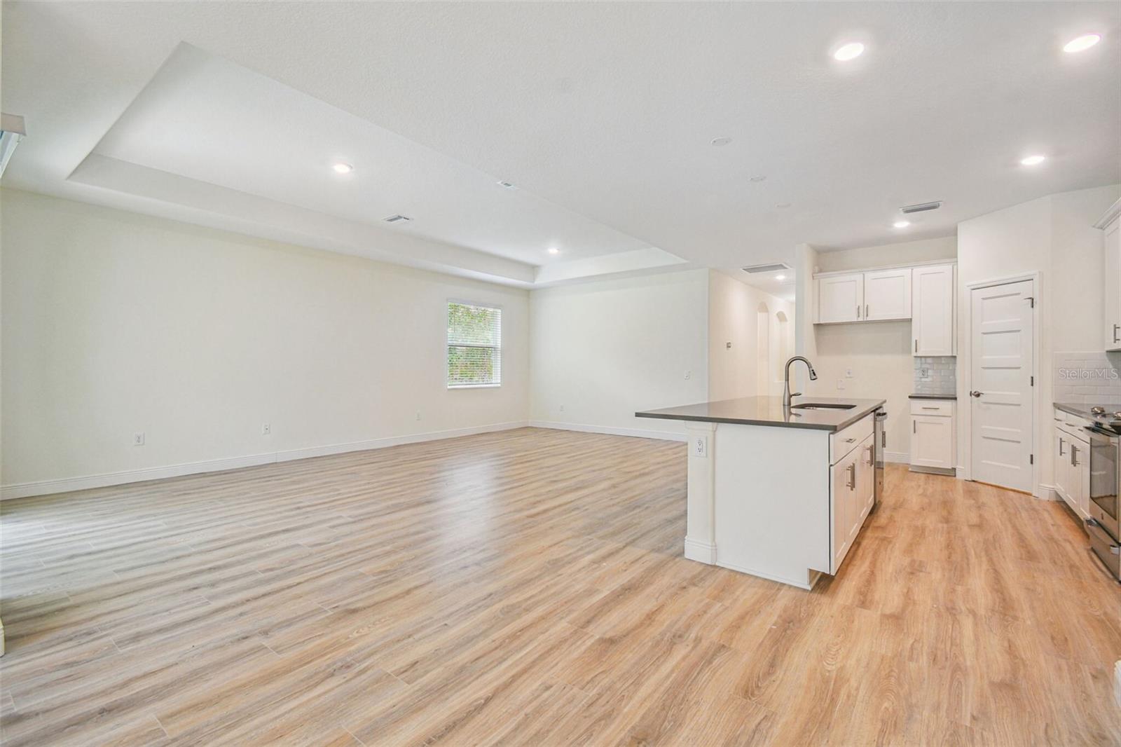 Model Home - Does not represent actual To Be Built Home