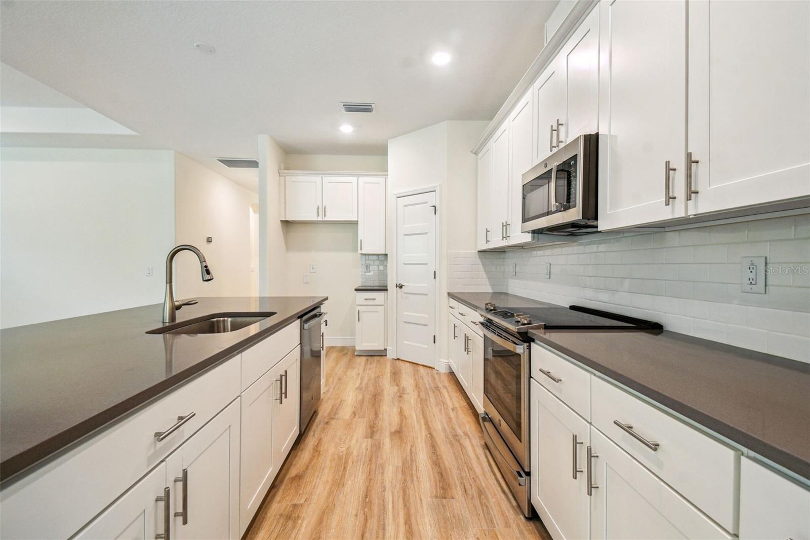 Model Home - Does not represent actual To Be Built Home