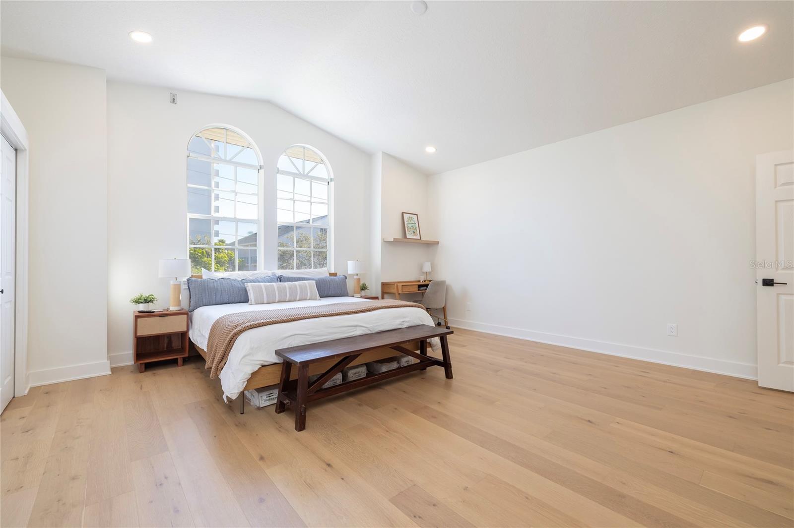 Second Bedroom with en-suite bathroom