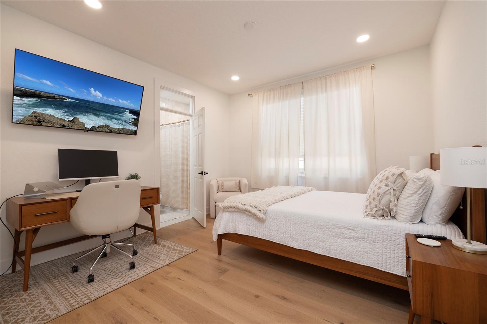 Third Bedroom with en-suite Bathroom