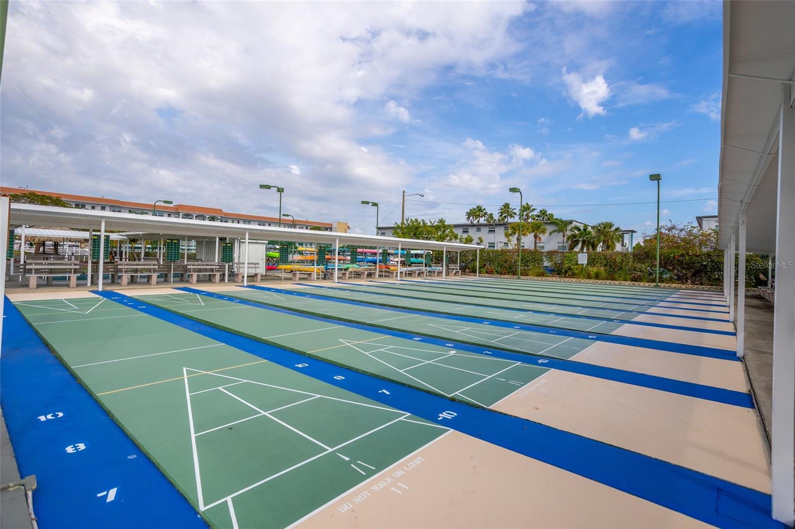 shuffleboard court