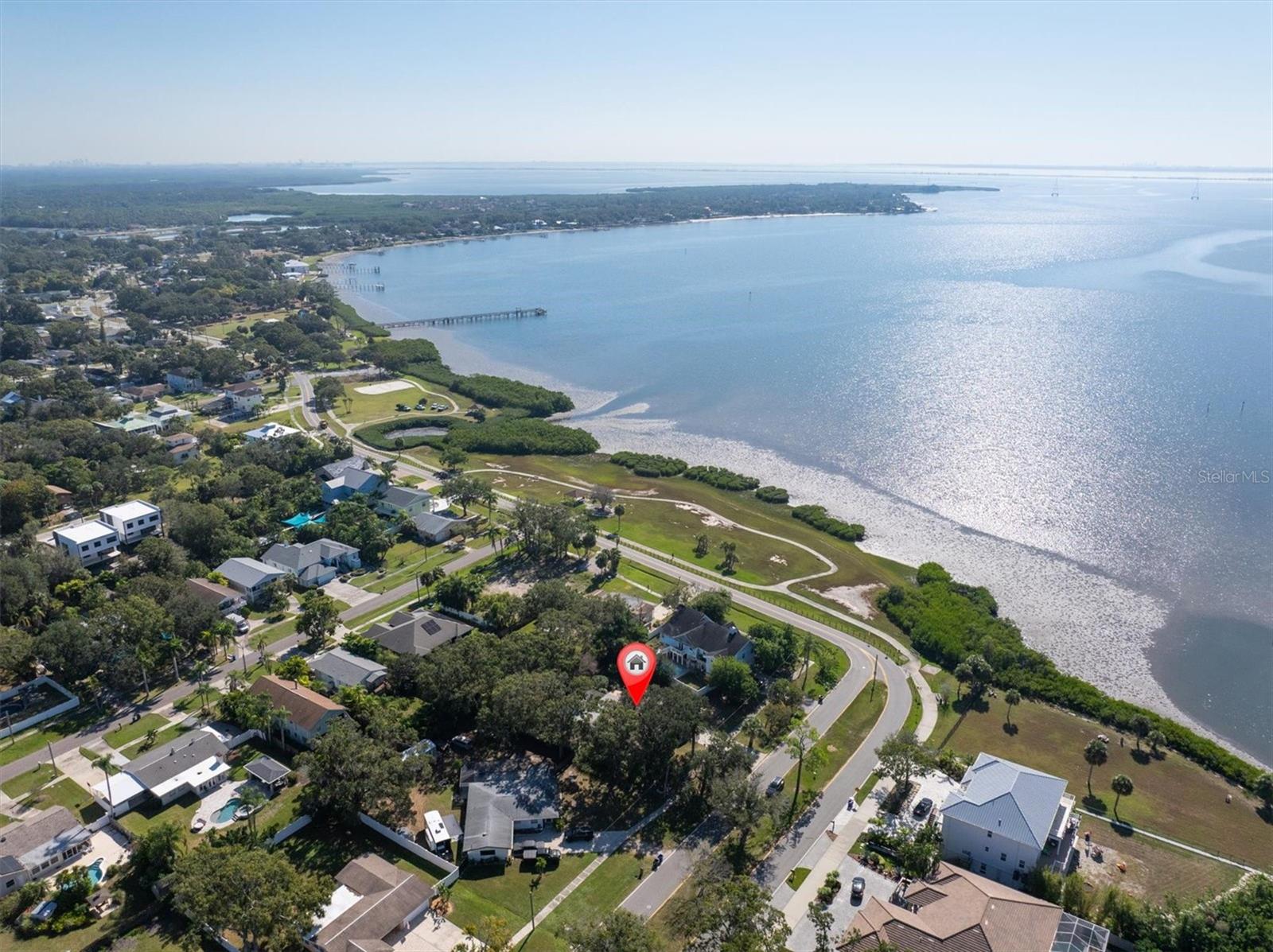 Ideal location near the water