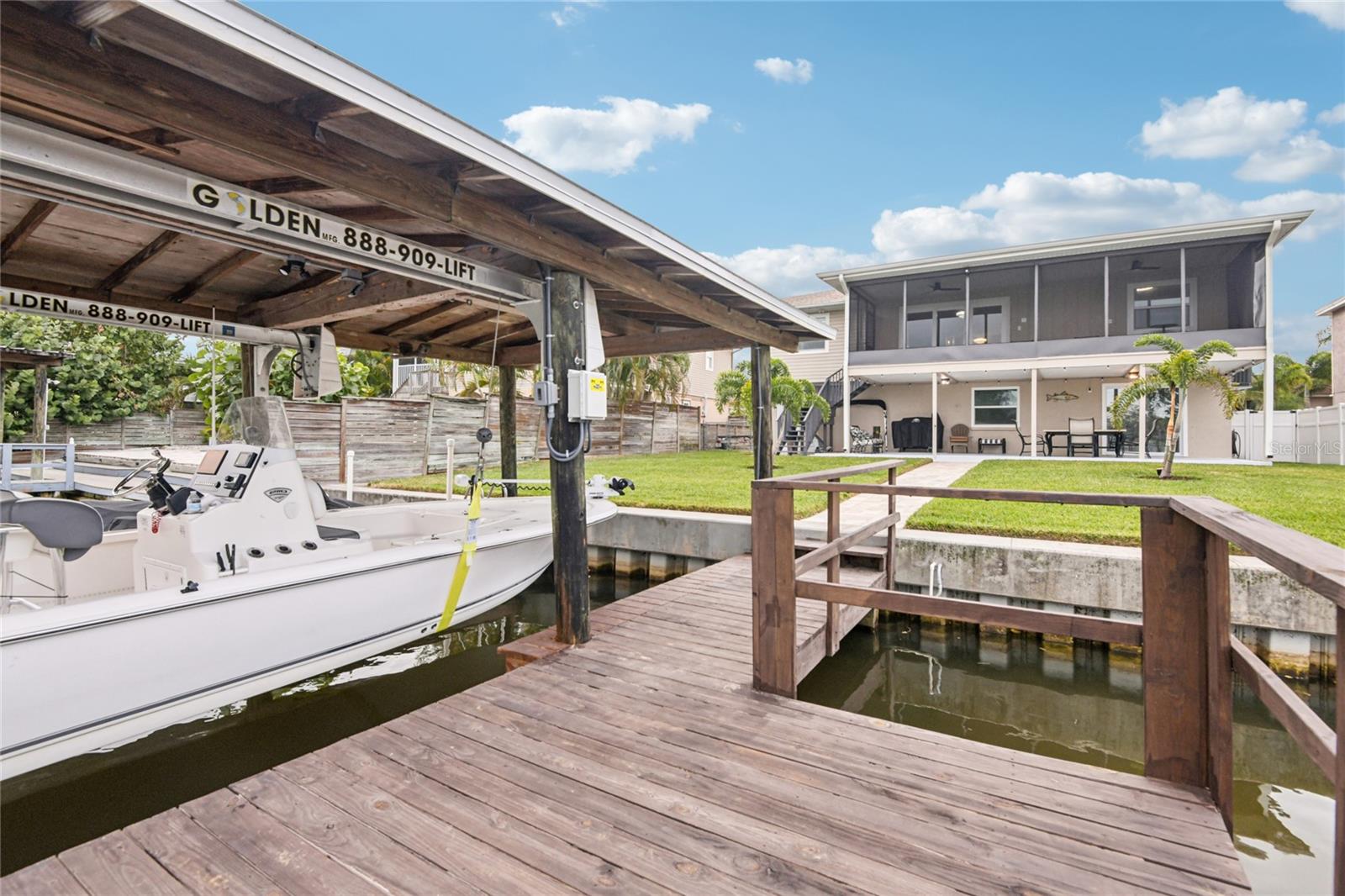 Covered boat dock