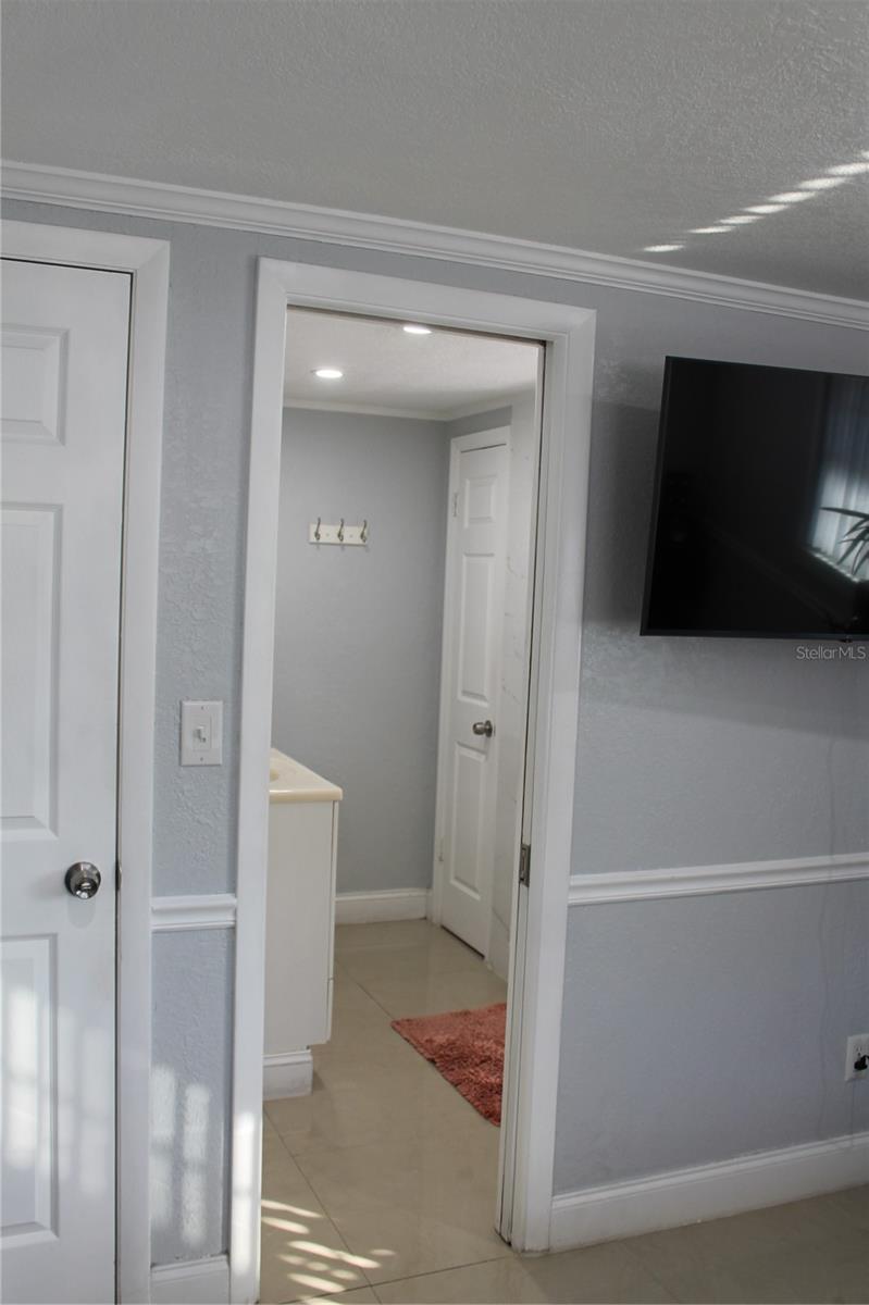 Main Bathroom-Master bedroom