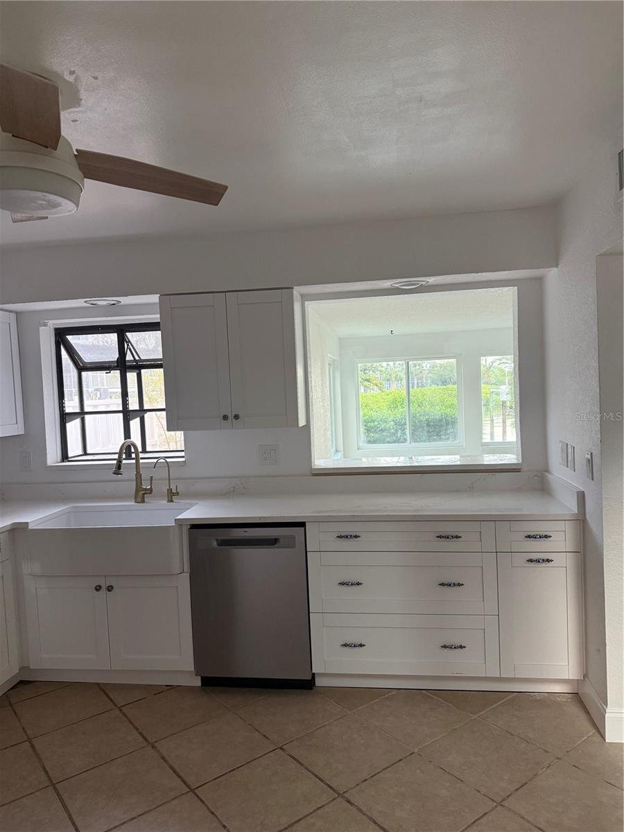 New 2025 Cabinets and Appliances