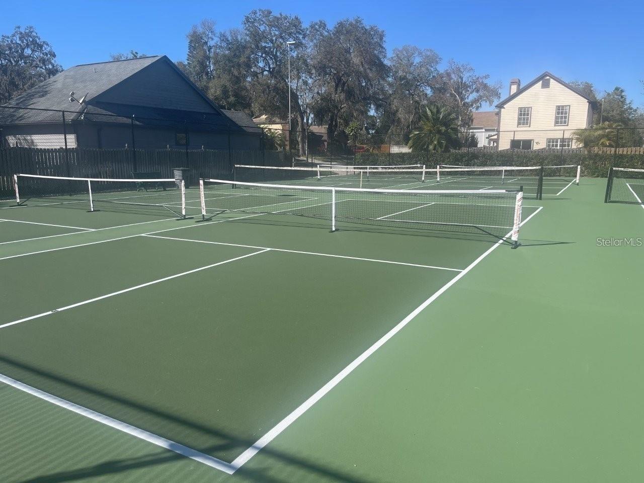 community tennis courts