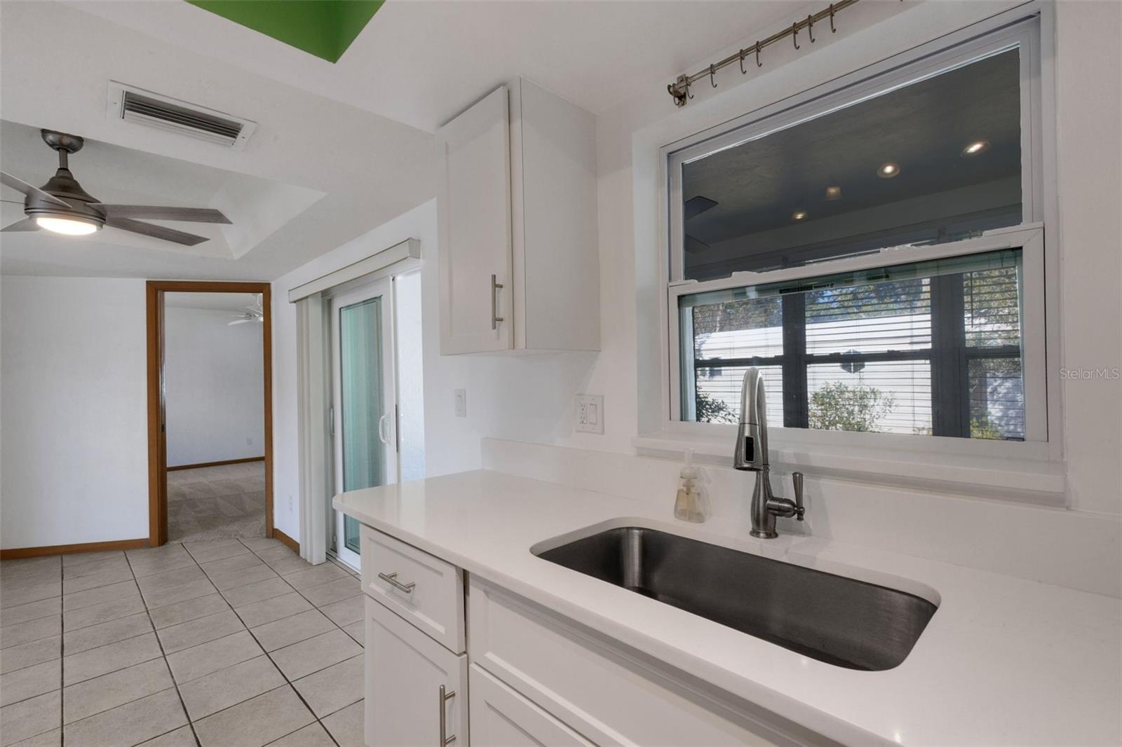 view of Florida room and back yard