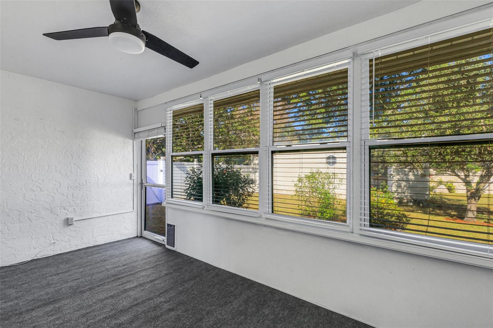 Enclosed Florida room