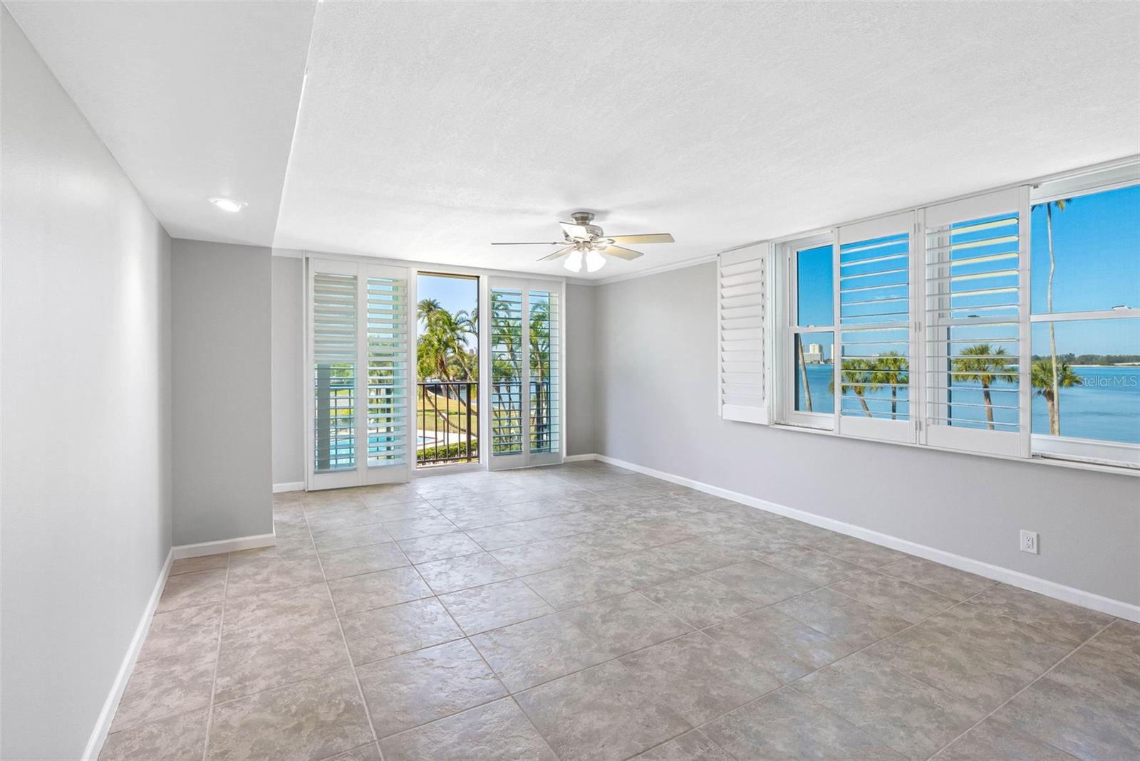 Direct West facing views