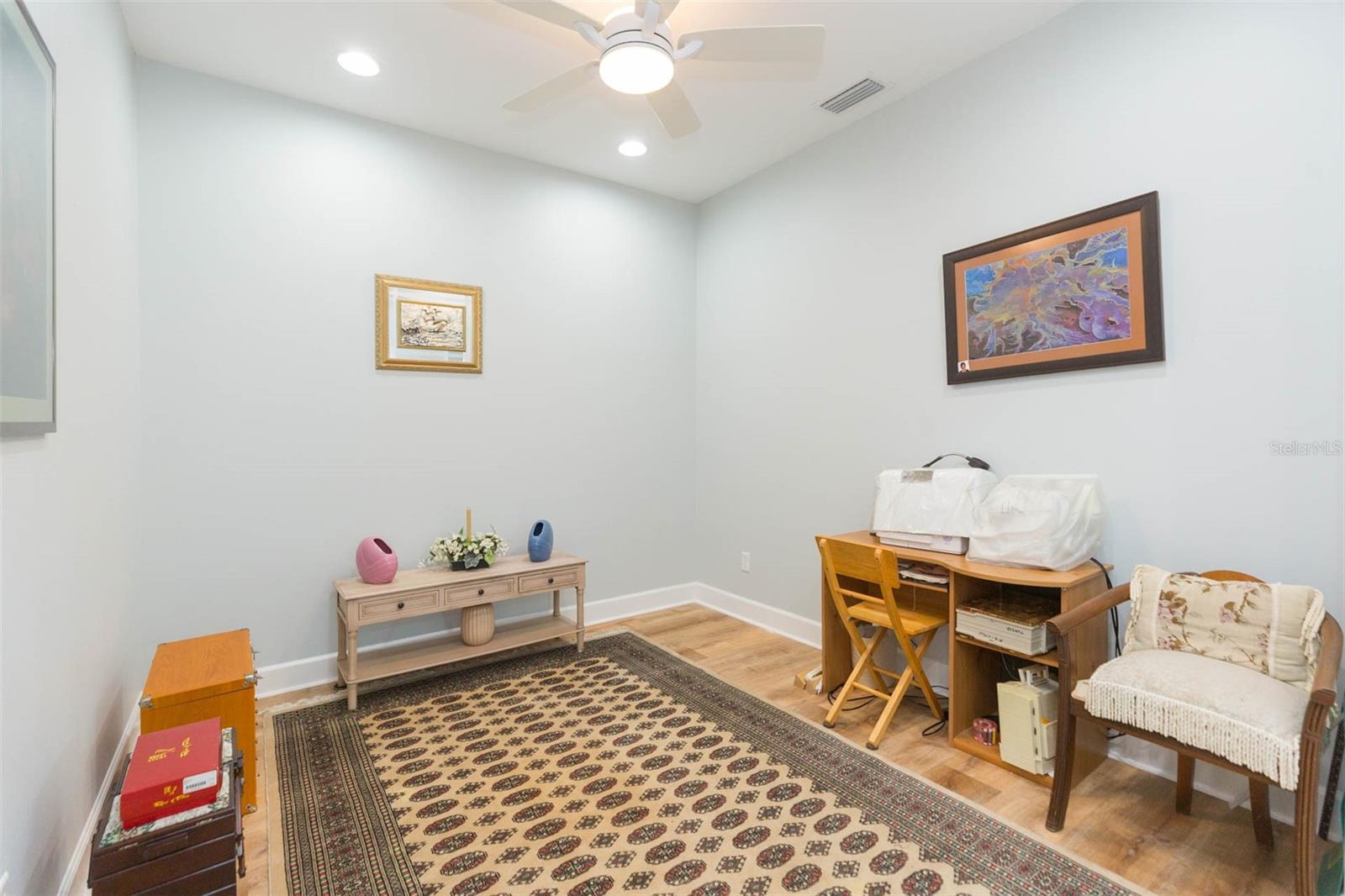 Den, office, or bonus room