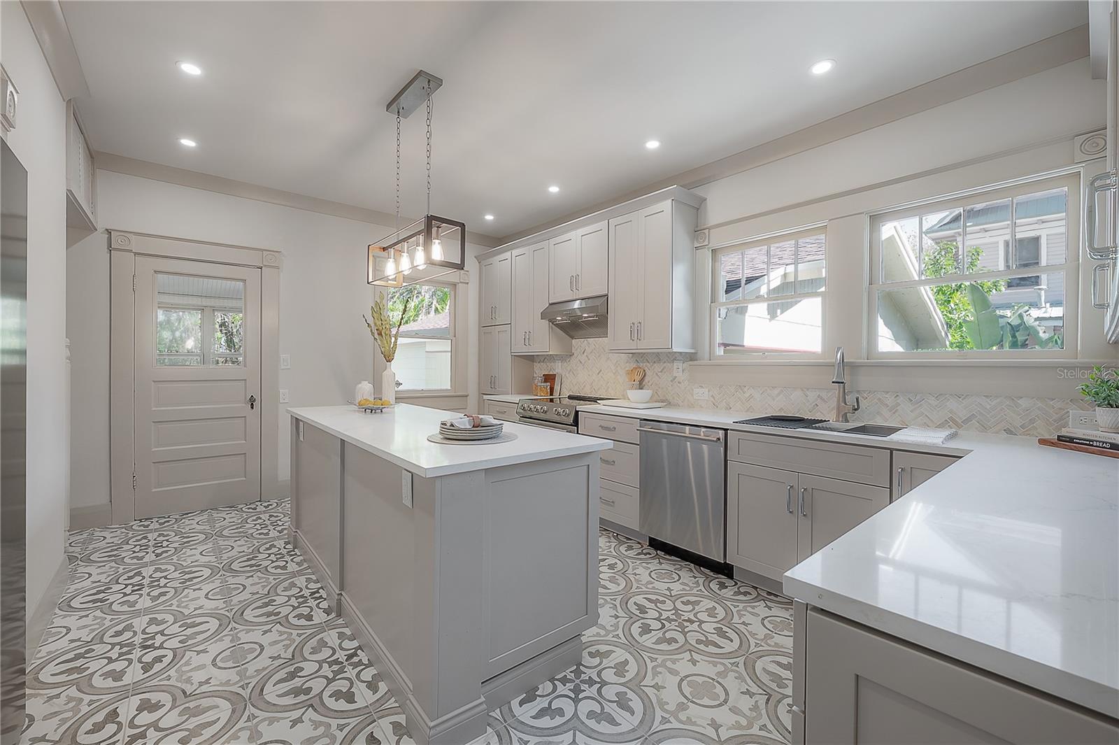 Beautiful open kitchen with a large center island