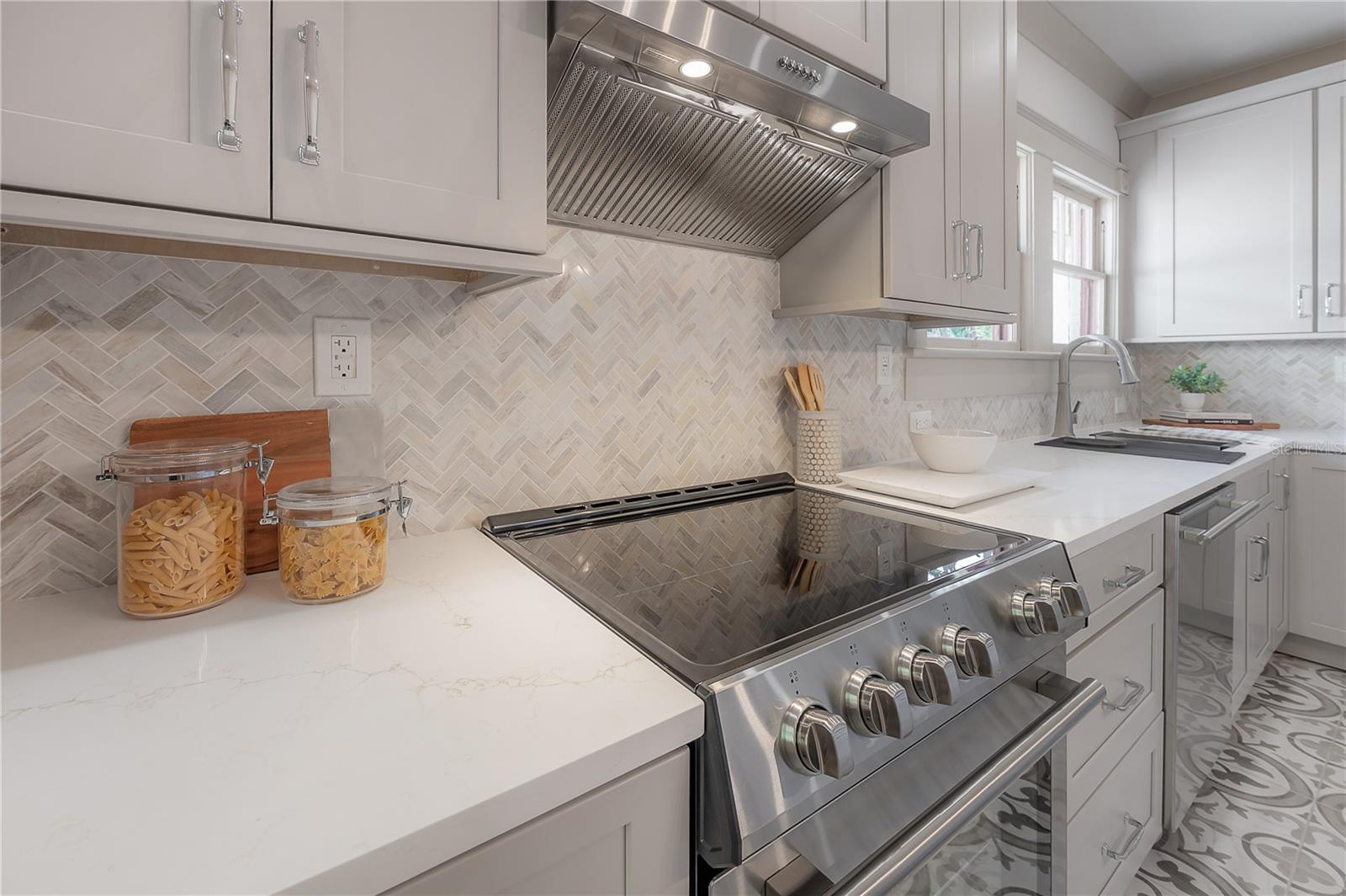 FORNO Induction range