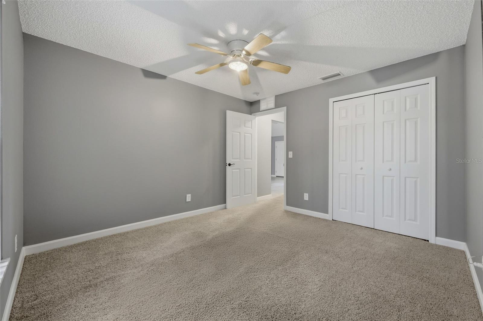 3rd bedroom NW facing