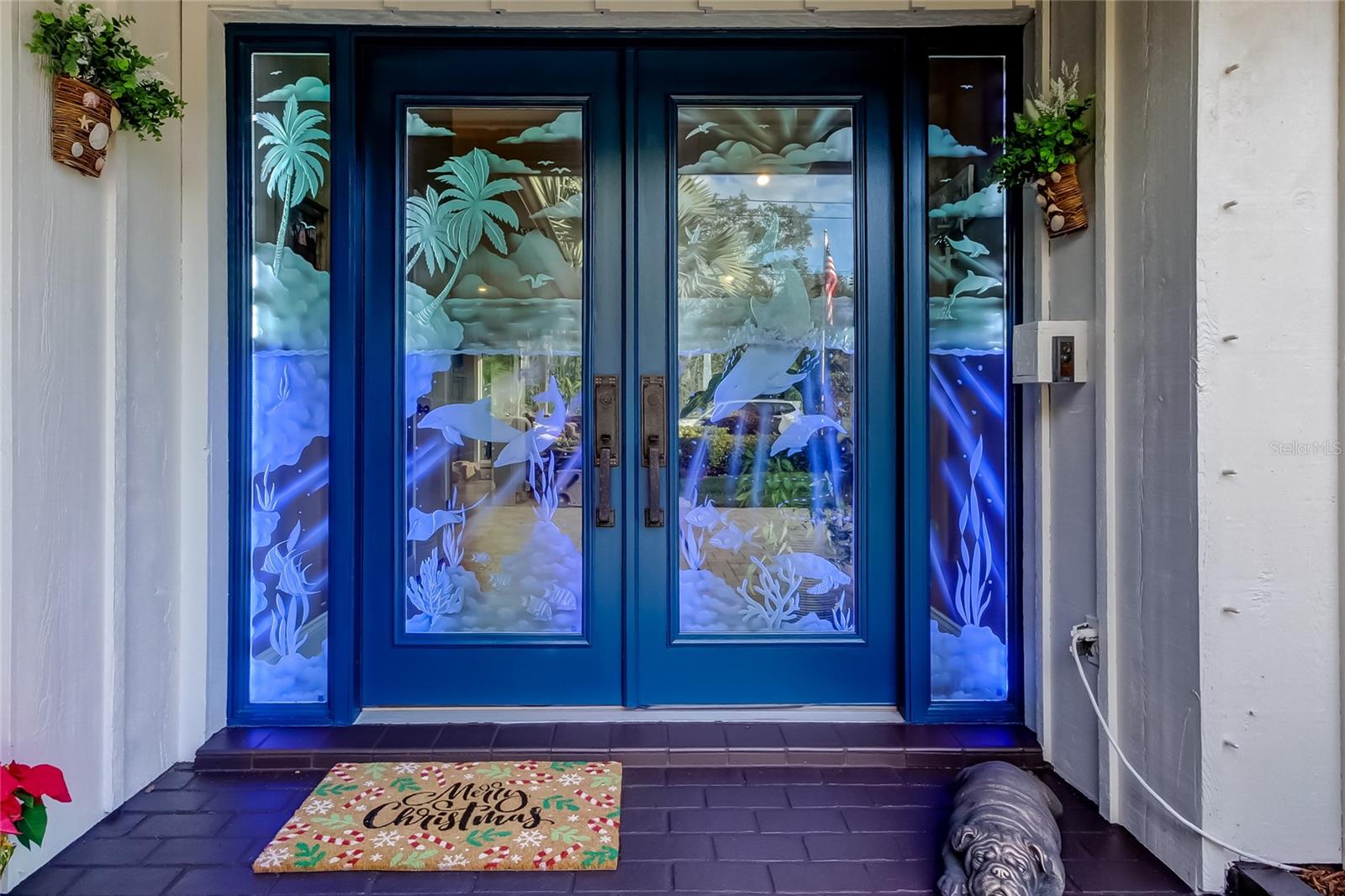 Illuminated etched glass front door entry way