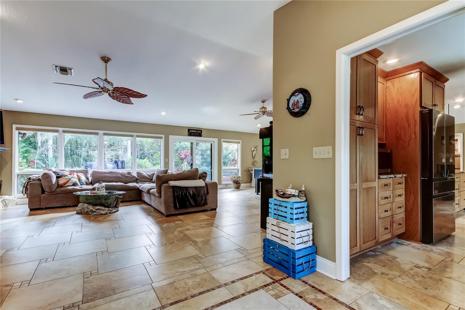 Open views from the moment you walk in