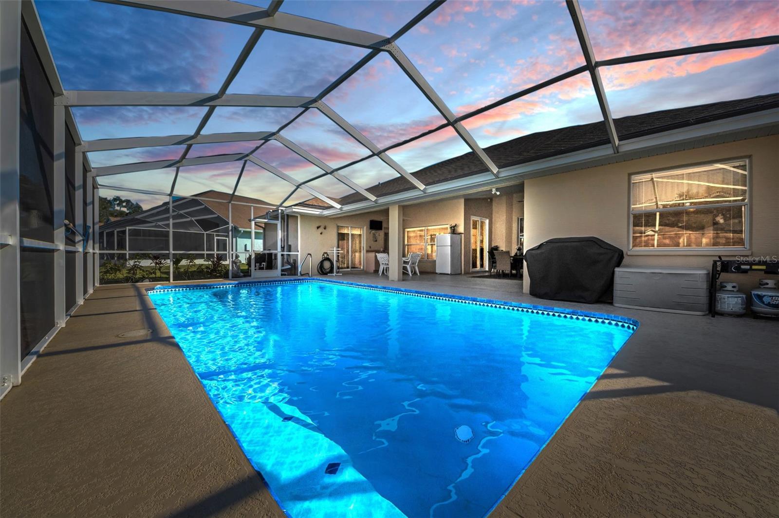 Beautiful Pool - Solar Heated