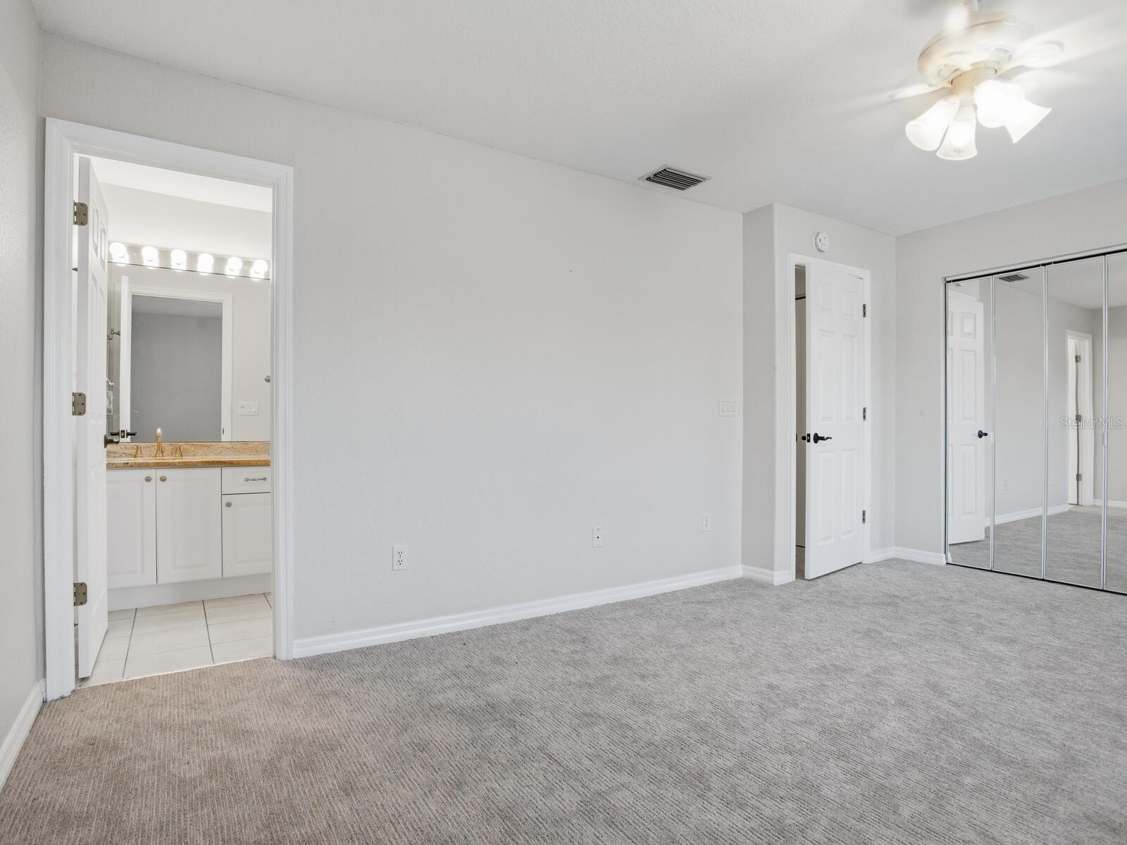 n-suite full bath Bedroom #2 3rd