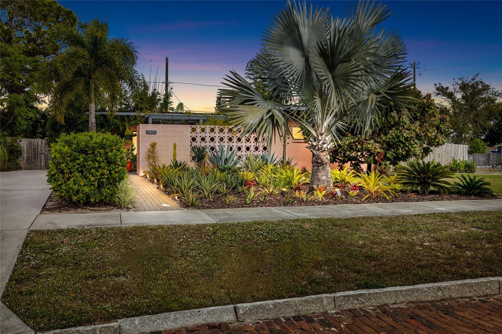 Front Exterior / South Facing