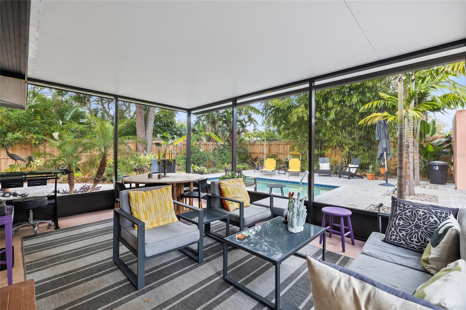 260 Sq. Ft. Screen Enclosed Patio