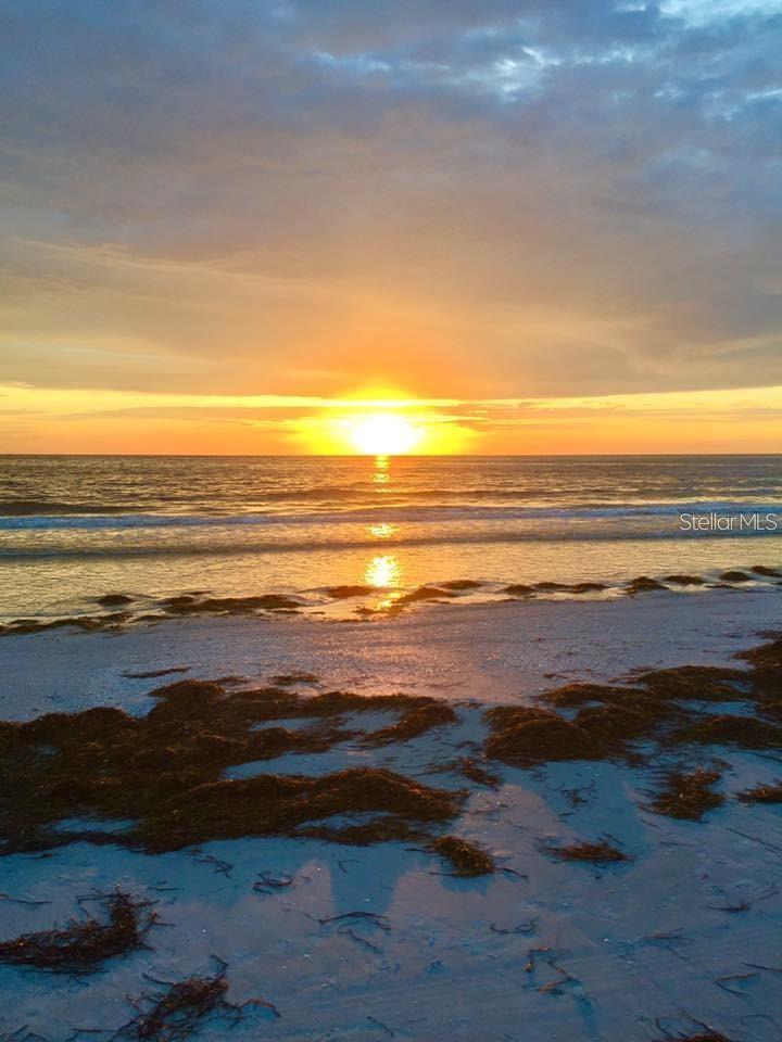 The sunsets are magnificent on the Gulf of Mexico!  Relax and enjoy!