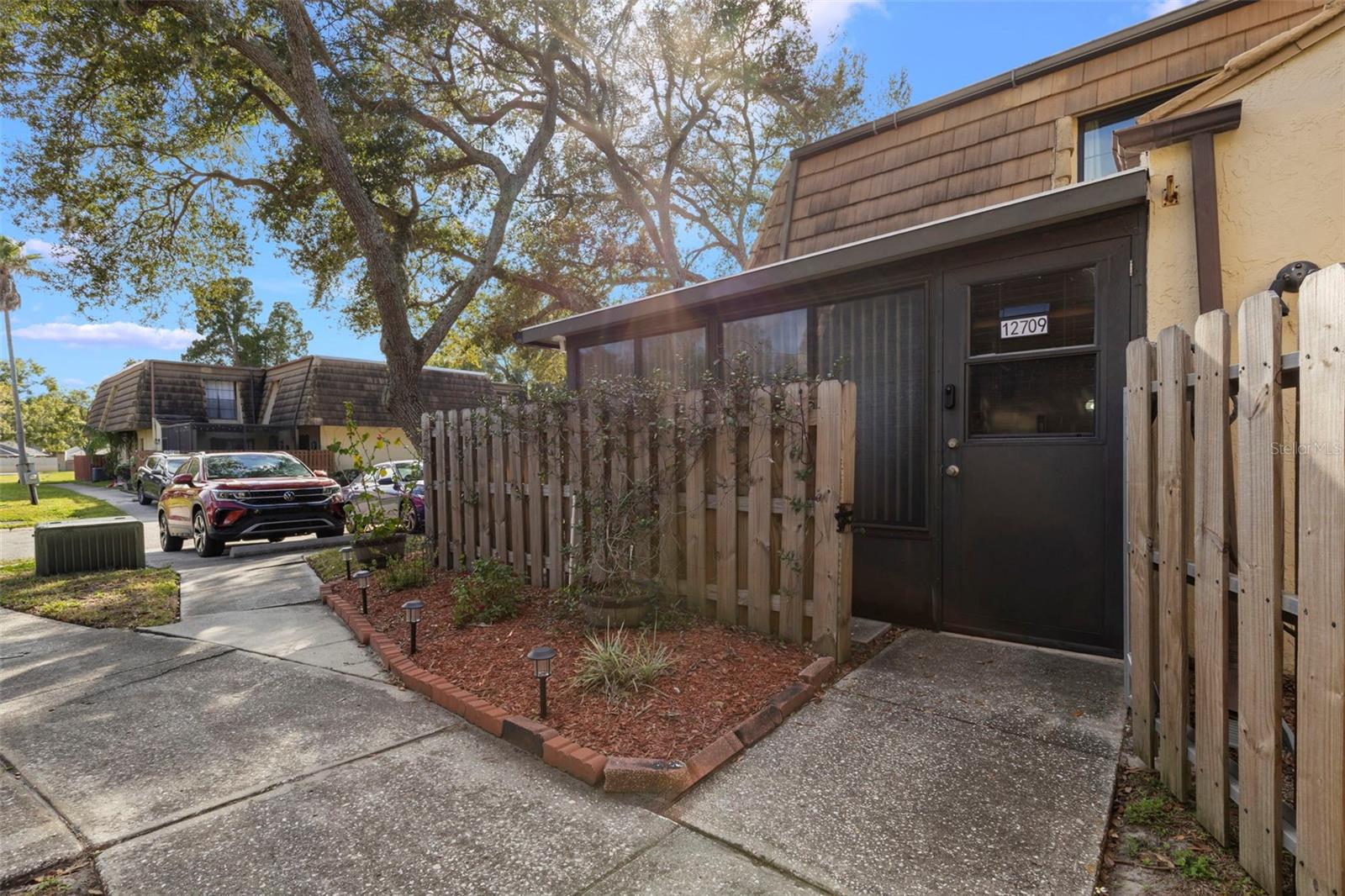 Enclosed private entry