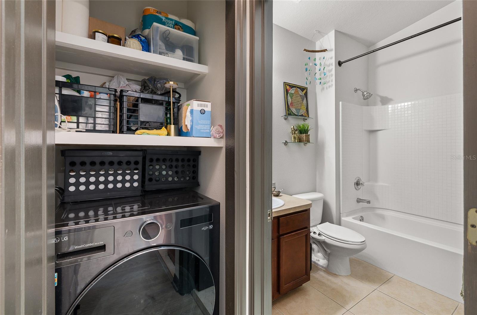 Washer Dryer Closet & 2nd Bathroom