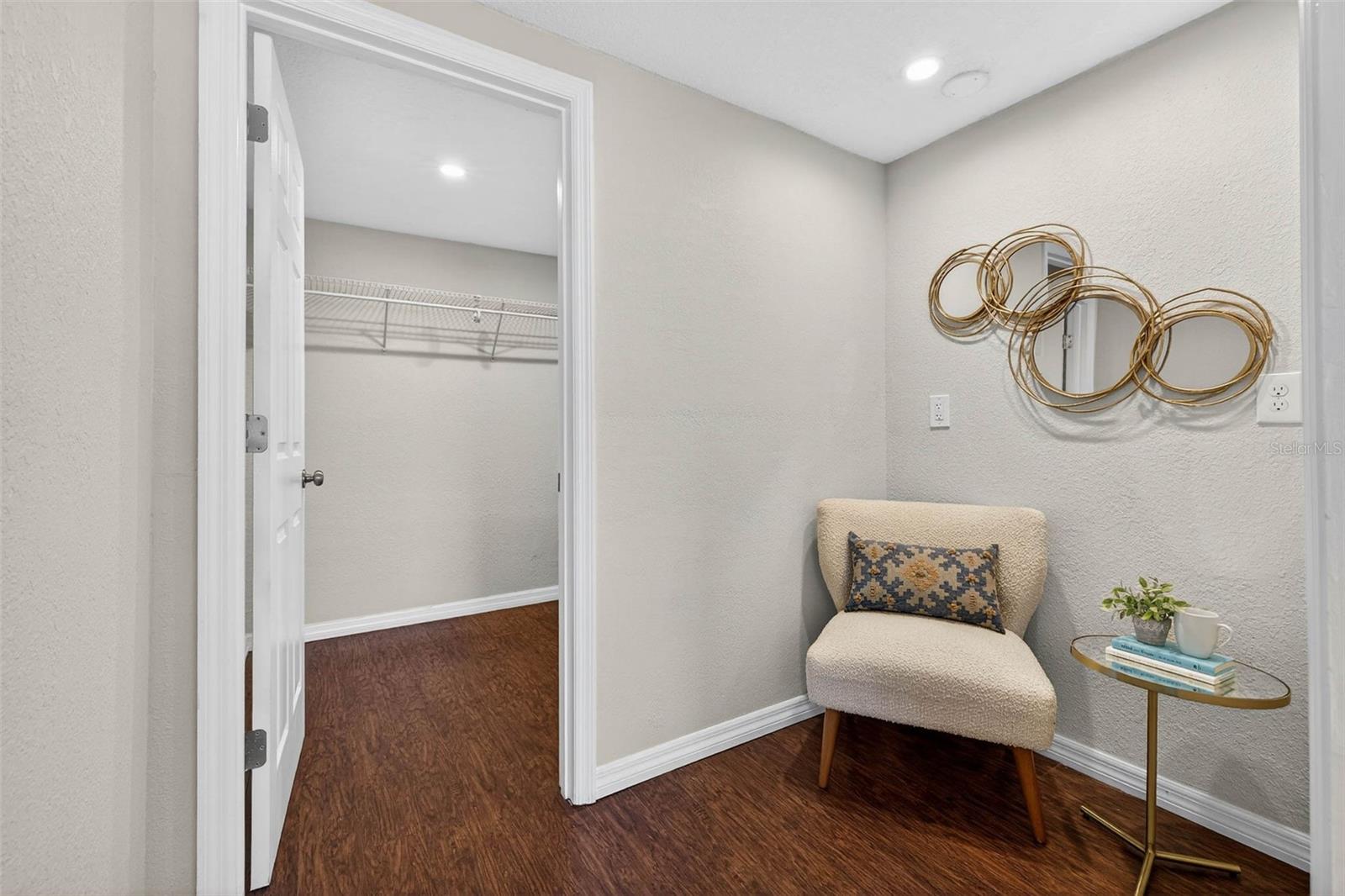 Laminate flooring throughout