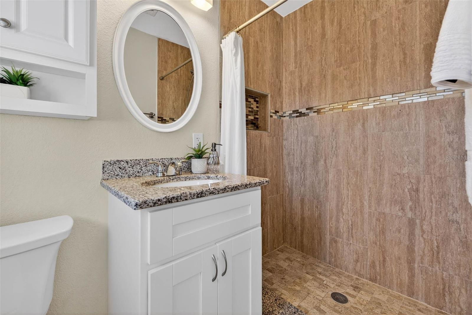 Primary En-Suite with walk-in shower