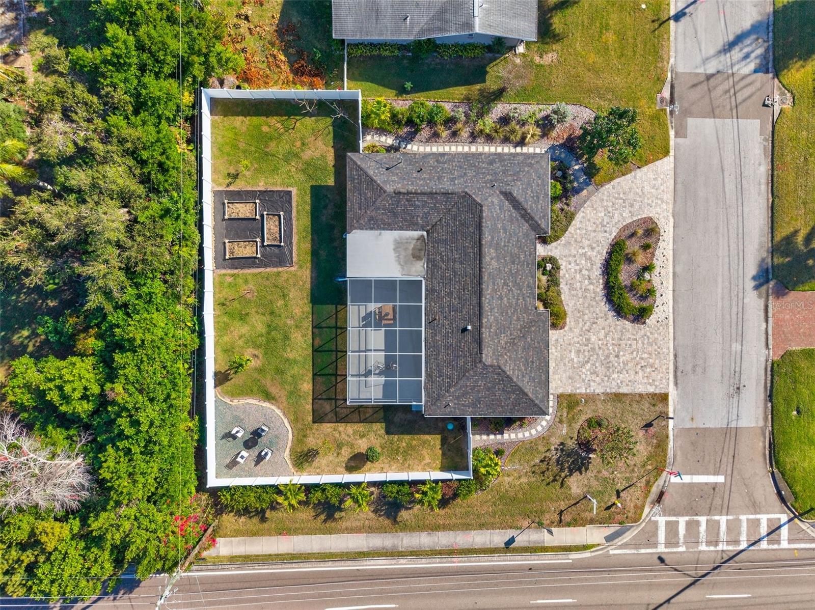 Oversized Corner Lot