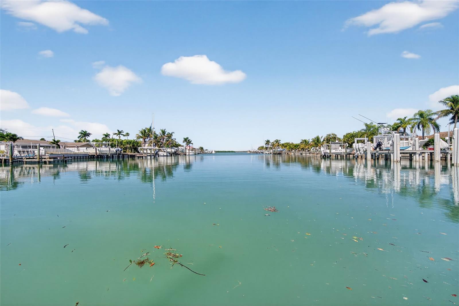 Big View On wide Canal!