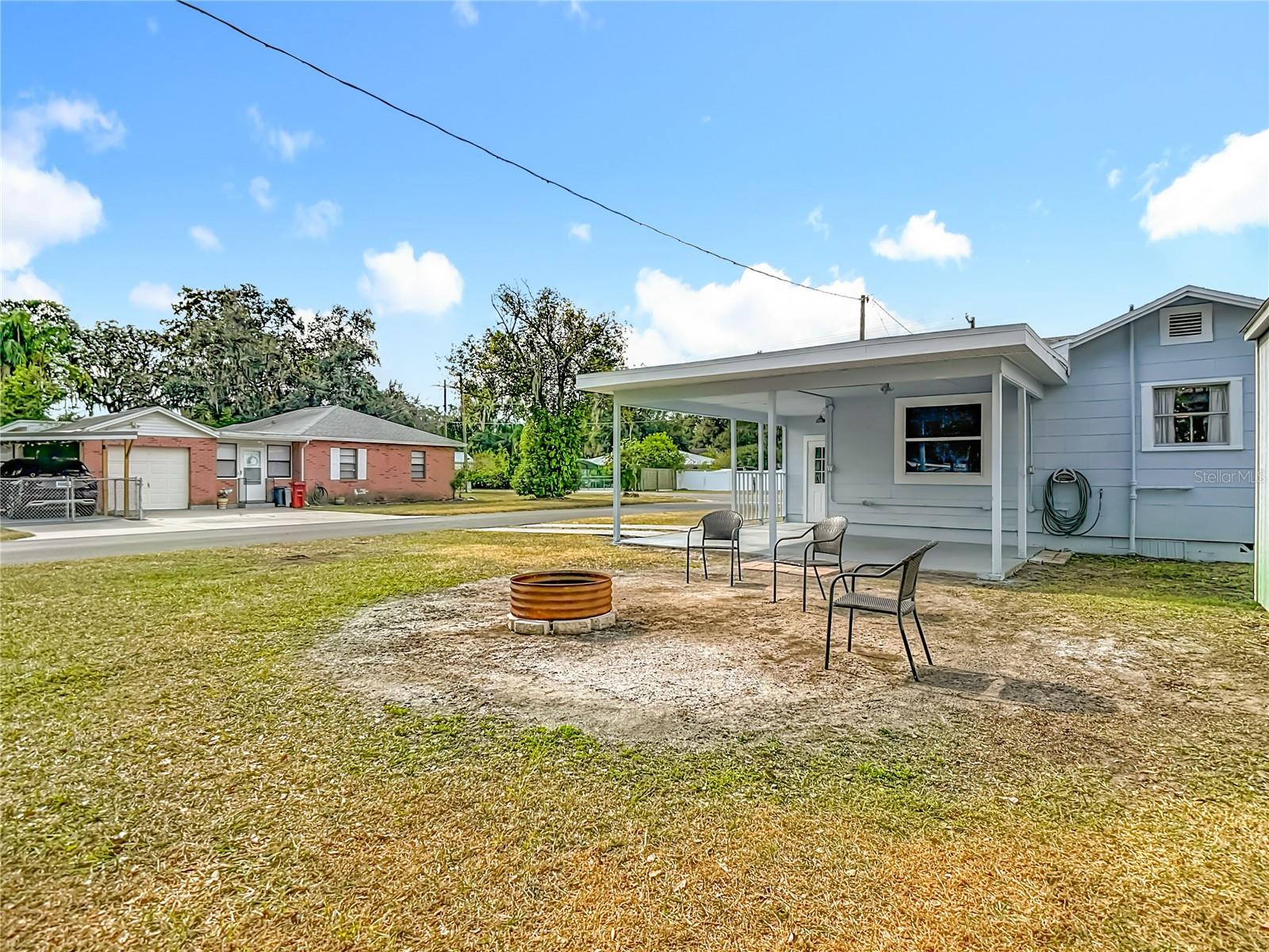 Large Corner Lot with Firepit