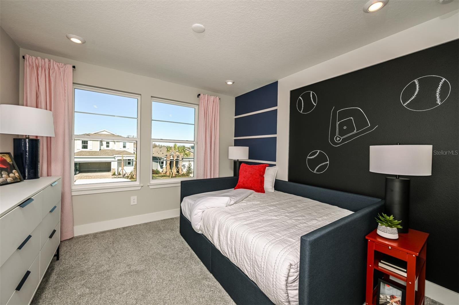 Model Secondary Bedroom